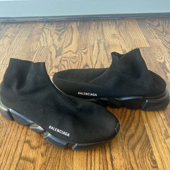 Balenciaga Men’s Speed Sneaker - Picture 1 of 4
